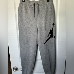 Men’s small Jordan sweatpants